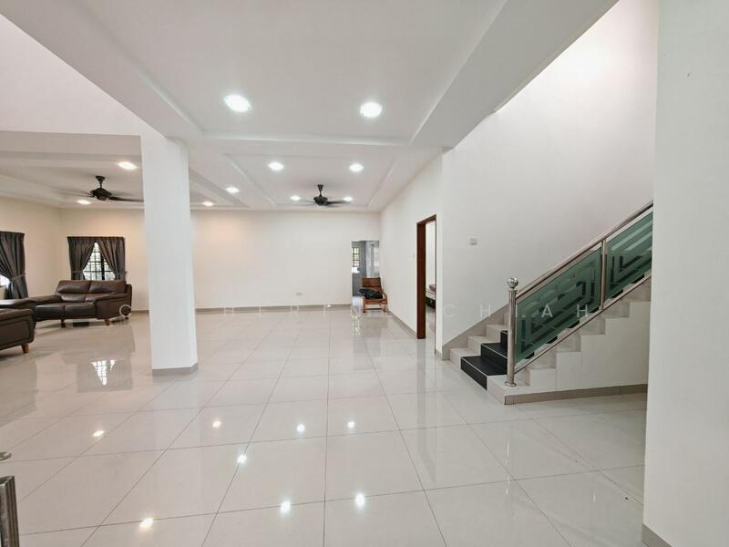 Bungalow for Sale in Bandar Putra (Kulai) - Catherine Chiah - Living Room - PropertyGuru.com.my