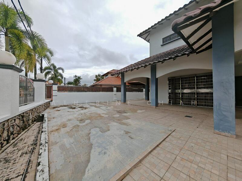 Bungalow for Sale in Bandar Putra (Kulai) - Catherine Chiah - Exterior - PropertyGuru.com.my
