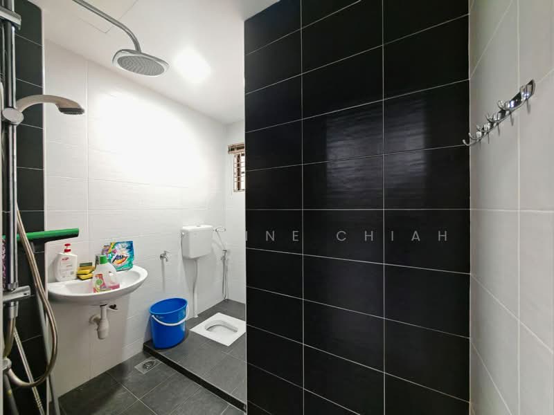 Bungalow for Sale in Bandar Putra (Kulai) - Catherine Chiah - Bathroom - PropertyGuru.com.my