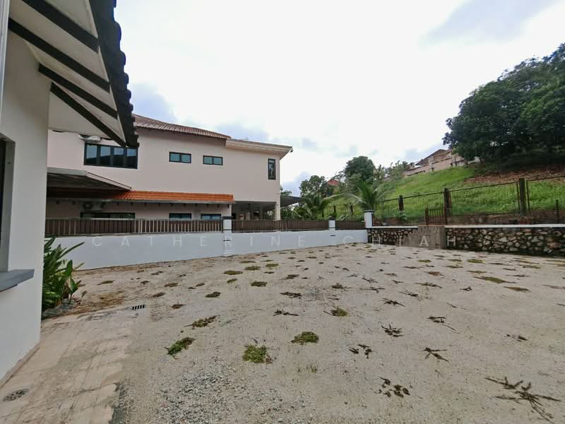 Bungalow for Sale in Bandar Putra (Kulai) - Catherine Chiah - Exterior - PropertyGuru.com.my