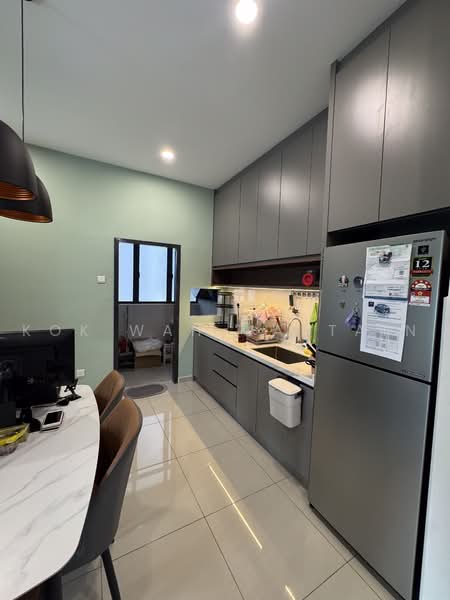 Kediaman Servis untuk Disewa di B11 Parkland Residence - Kok Wah Captain - Kitchen - PropertyGuru.com.my