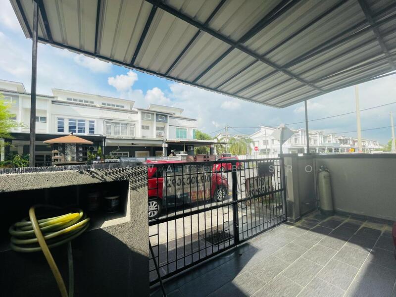 2-storey Terraced House for Sale in Bandar Saujana Putra (Tanjong Duabelas) - Salawati Busro - Exterior - PropertyGuru.com.my