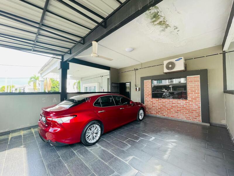 2-storey Terraced House for Sale in Bandar Saujana Putra (Tanjong Duabelas) - Salawati Busro - Exterior - PropertyGuru.com.my