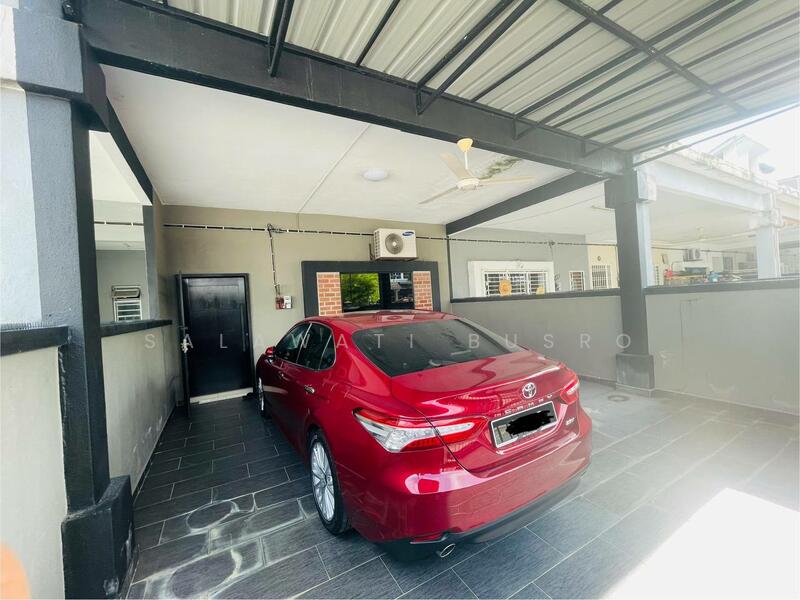 2-storey Terraced House for Sale in Bandar Saujana Putra (Tanjong Duabelas) - Salawati Busro - Exterior - PropertyGuru.com.my