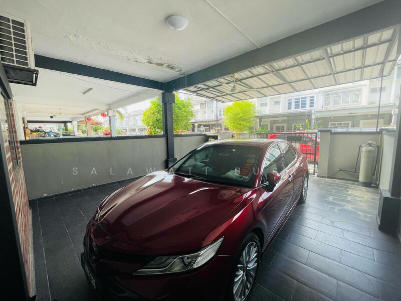 2-storey Terraced House for Sale in Bandar Saujana Putra (Tanjong Duabelas) - Salawati Busro - Exterior - PropertyGuru.com.my