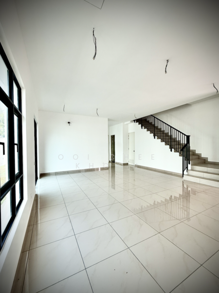 Semi-Detached House for Sale in Bandar Cassia (Batu Kawan) - Ooi Chee Khoon - Living Lounge - PropertyGuru.com.my