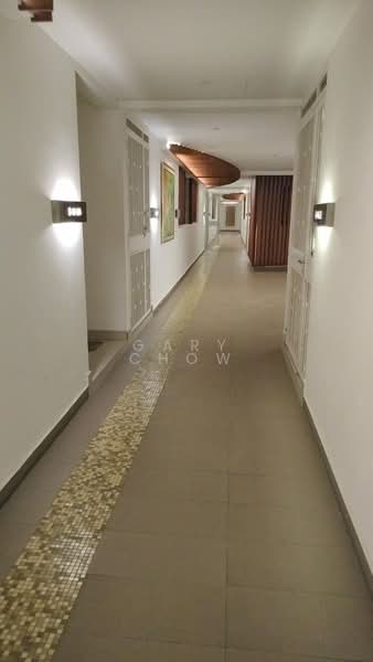 Service Residence for Sale at Pearl Suria - Gary Chow - Corridor - PropertyGuru.com.my