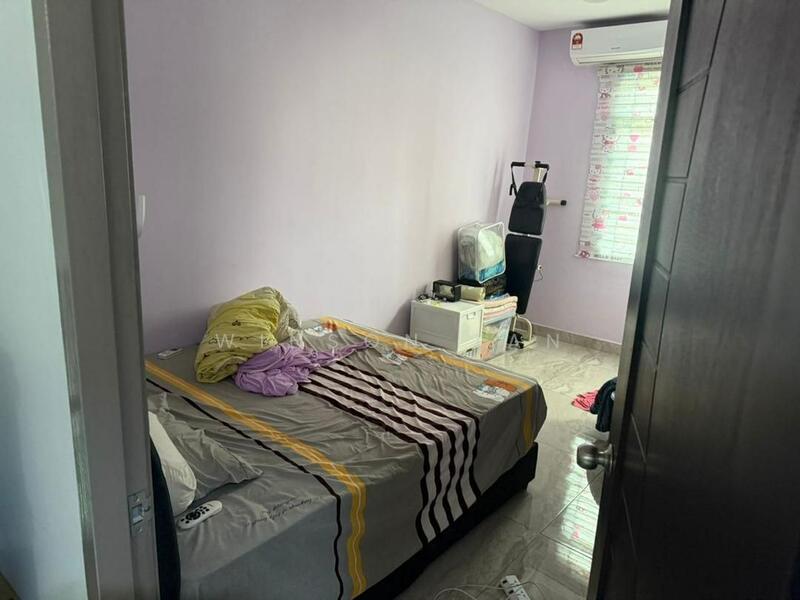 2-storey Terraced House for Sale in Taman Scientex Senai (Senai) - Winson Tan - Bedroom - PropertyGuru.com.my