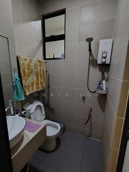 2-storey Terraced House for Sale in Laman Glenmarie (Shah Alam) - Ronald Loh - Bathroom - PropertyGuru.com.my