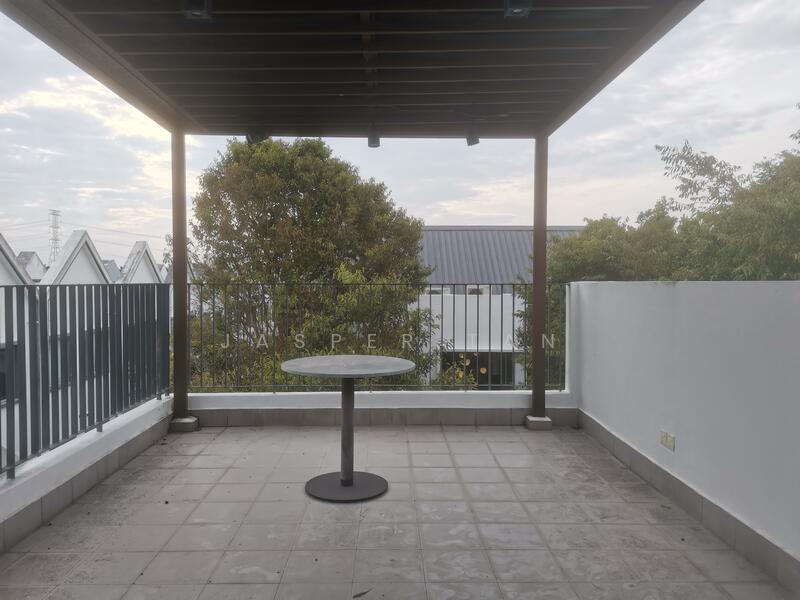 Semi-Detached House for Sale in Semenyih (Selangor) - Jasper Tan - Balcony - PropertyGuru.com.my