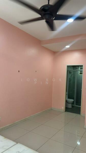 Savanna Executive Suite @ Southville City untuk Untuk Disewa - RM 1,399 /bulan, Mac 2026 - Bathroom - PropertyGuru.com.my