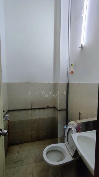 1-storey Terraced House for Sale in Johor Bahru (Johor) - Elayne Low - Bathroom - PropertyGuru.com.my