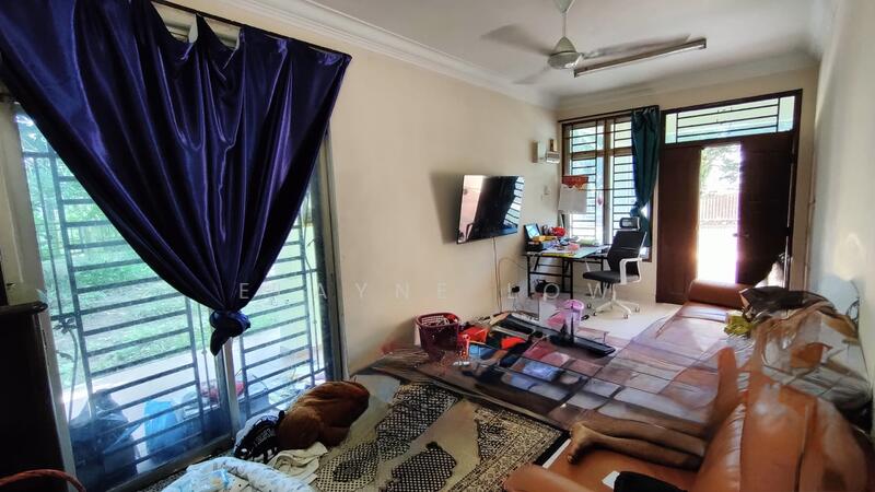 1-storey Terraced House for Sale in Johor Bahru (Johor) - Elayne Low - Living Room - PropertyGuru.com.my