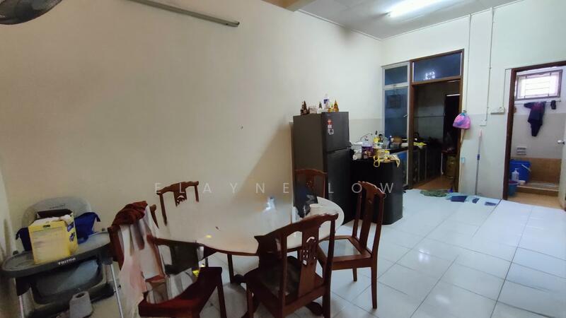 1-storey Terraced House for Sale in Johor Bahru (Johor) - Elayne Low - Kitchen - PropertyGuru.com.my