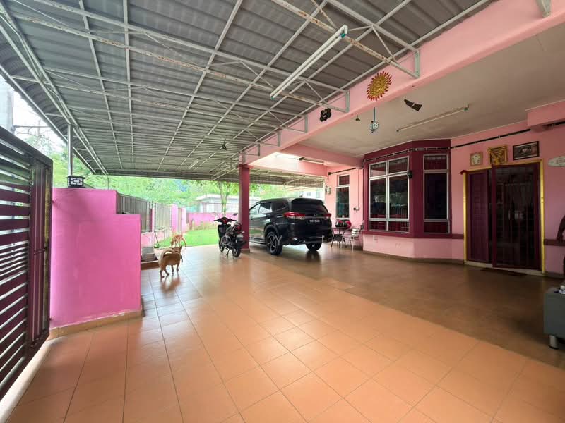 2-storey Terraced House for Sale in Taman Suria Selayang (Selayang) - Nicky Lai - Exterior - PropertyGuru.com.my