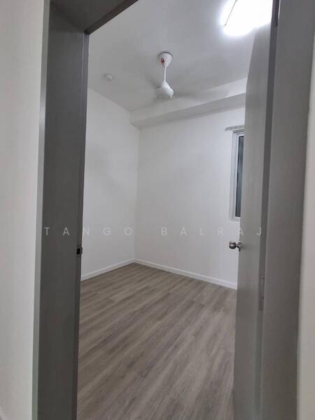 Condominium for Rent at Sanderling Lakefront - Tango Balraj - Interior - PropertyGuru.com.my