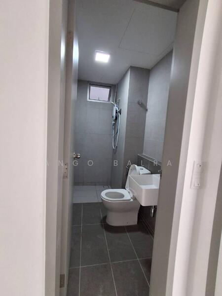 Condominium for Rent at Sanderling Lakefront - Tango Balraj - Bathroom - PropertyGuru.com.my