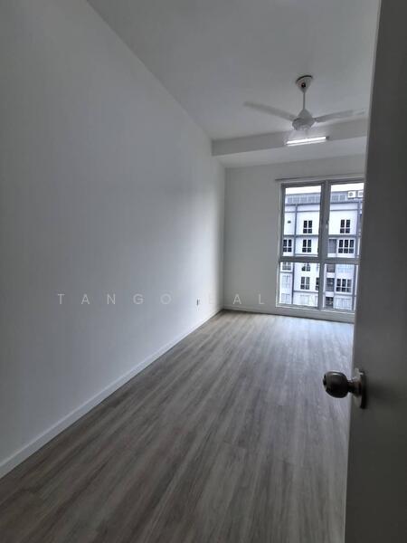 Condominium for Rent at Sanderling Lakefront - Tango Balraj - Interior - PropertyGuru.com.my