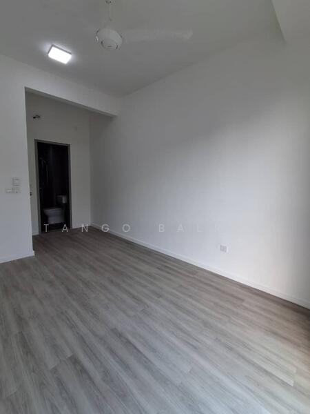 Condominium for Rent at Sanderling Lakefront - Tango Balraj - Interior - PropertyGuru.com.my