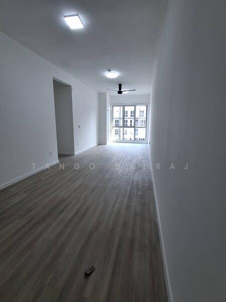 Condominium for Rent at Sanderling Lakefront - Tango Balraj - Living Room - PropertyGuru.com.my