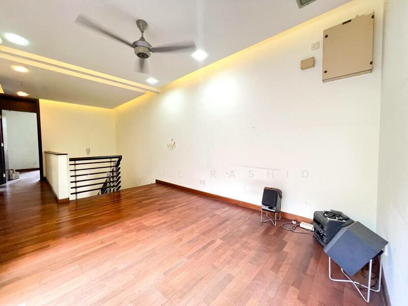2-storey Terraced House for Sale in Bukit Jelutong (Shah Alam) - Zainul Rashid - Interior - PropertyGuru.com.my