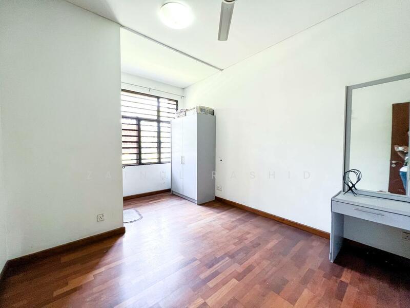 2-storey Terraced House for Sale in Bukit Jelutong (Shah Alam) - Zainul Rashid - Bedroom - PropertyGuru.com.my