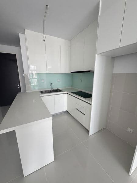 Kediaman Servis untuk Dijual di Met 1 Residences - Kays Chin - Kitchen - PropertyGuru.com.my