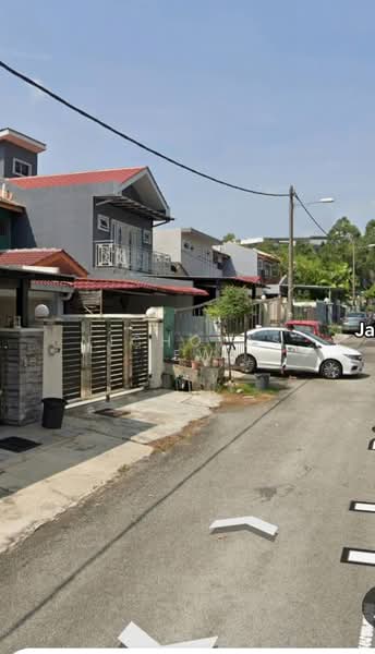2-storey Terraced House for Sale in Taman Bukit Serdang (Seri Kembangan) - Nicholas Lew - Exterior - PropertyGuru.com.my