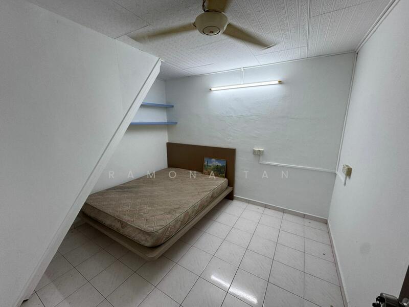 Taman Seri Krubong untuk Untuk Dijual - RM 300,000, Feb 2026 - Bedroom - PropertyGuru.com.my