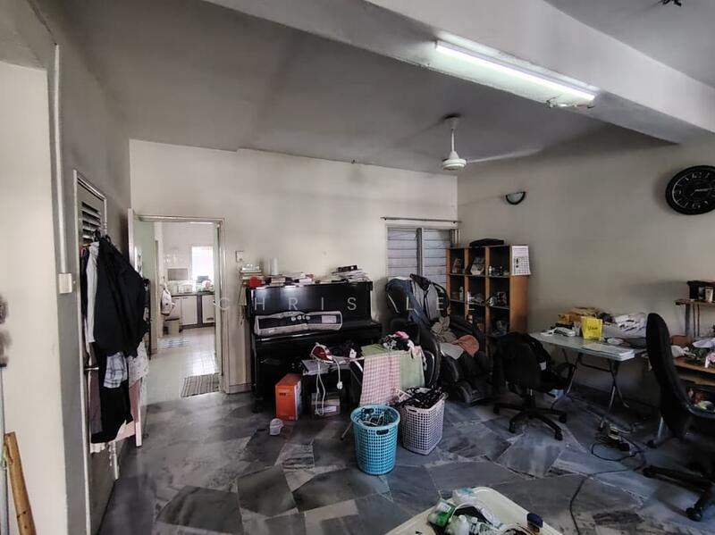 2-storey Terraced House for Sale in Usj 4 (Subang Jaya) - Chris Lee - Living Room - PropertyGuru.com.my