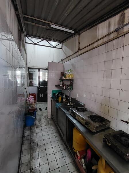 2-storey Terraced House for Sale in Usj 4 (Subang Jaya) - Chris Lee - Kitchen - PropertyGuru.com.my