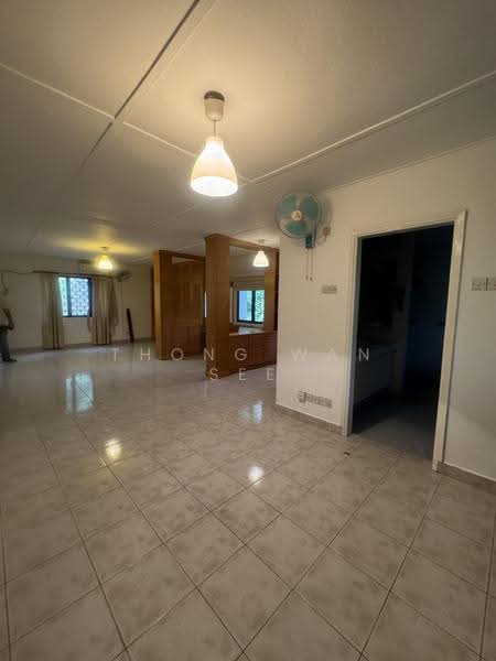Bungalow House for Rent in Taman Tunku (Bukit Tunku (Kenny Hills)) - Thong Wan See - Living Room - PropertyGuru.com.my