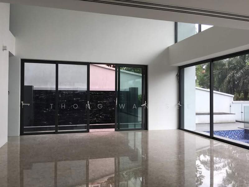 Bungalow House untuk Dijual di Taman Tunku (Bukit Tunku (Kenny Hills)) - Thong Wan See - Living Room - PropertyGuru.com.my