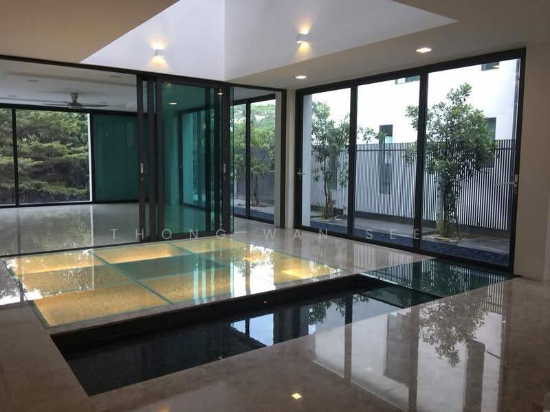 Bungalow House untuk Dijual di Taman Tunku (Bukit Tunku (Kenny Hills)) - Thong Wan See - Living Room - PropertyGuru.com.my