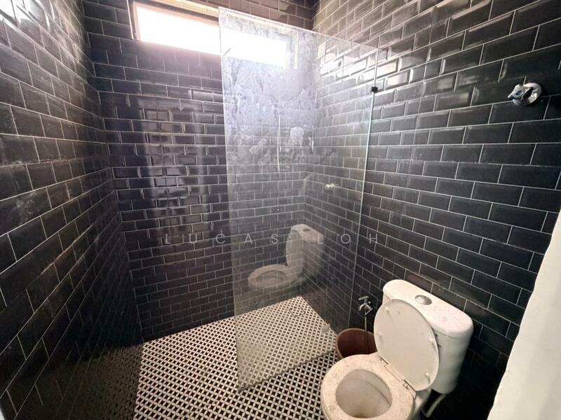 2-storey Terraced House for Sale in Bandar Puncak Alam (Puncak Alam) - Lucas Loh - Bathroom - PropertyGuru.com.my