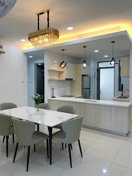 Condominium for Rent at Vivo Residential Suites - Mazsheera . - Dining Room - PropertyGuru.com.my