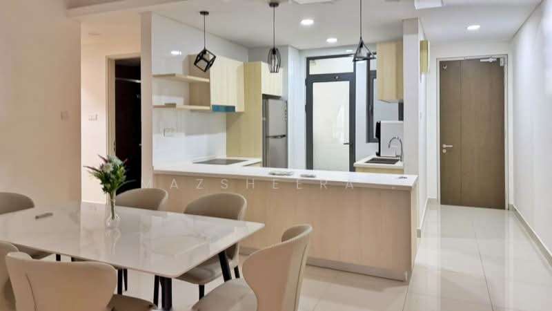 Condominium for Rent at Vivo Residential Suites - Mazsheera . - Dining room - PropertyGuru.com.my