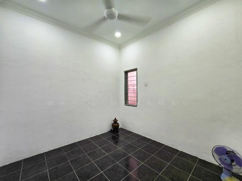 1-storey Terraced House for Sale in Batang Kali (Selangor) - WATIE MUHAMAD - Interior - PropertyGuru.com.my