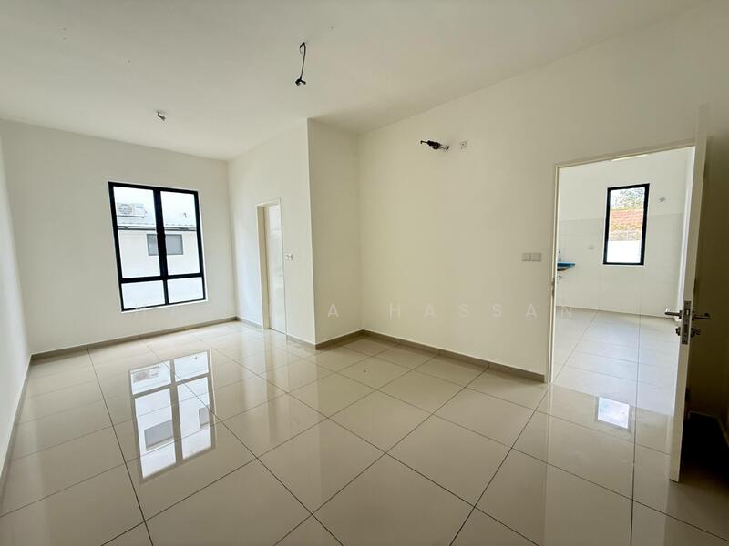 RESORT RESIDENCE 2A untuk Untuk Dijual - RM 830,000, Mac 2026 - Living Room - PropertyGuru.com.my