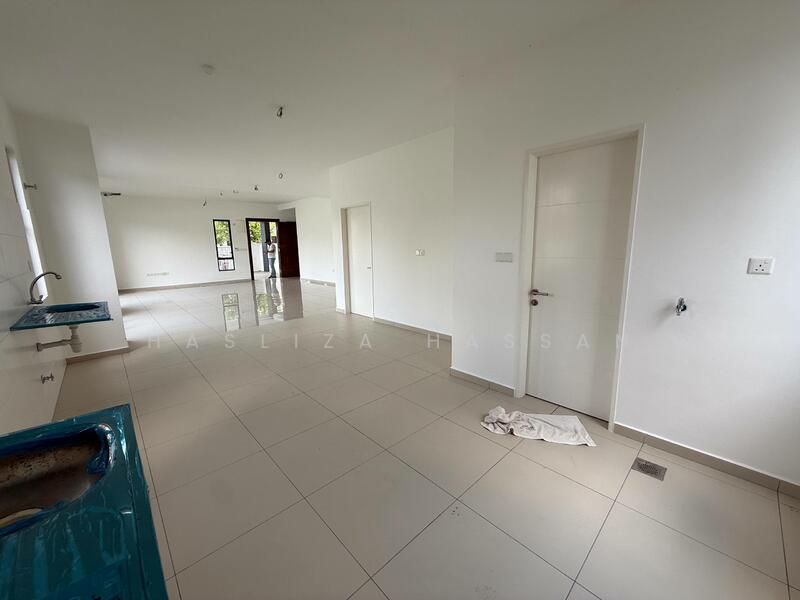 RESORT RESIDENCE 2A untuk Untuk Dijual - RM 830,000, Mac 2026 - Interior - PropertyGuru.com.my