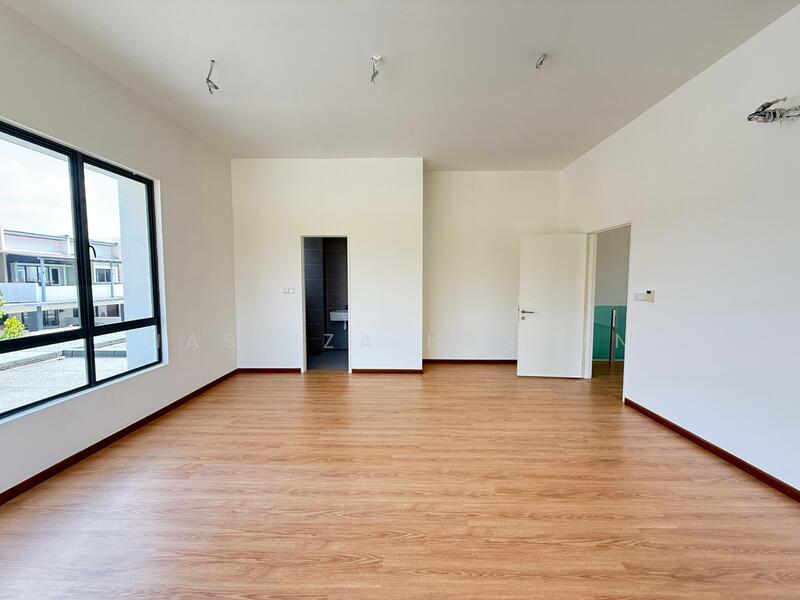 RESORT RESIDENCE 2A untuk Untuk Dijual - RM 830,000, Mac 2026 - Interior - PropertyGuru.com.my