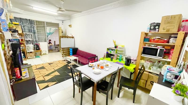 Apartment for Sale at Mentari Court - Nooris Haris - Living Room - PropertyGuru.com.my