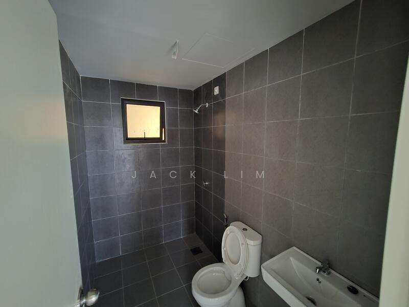 Condominium for Rent at Residensi Sateria - Jack Lim - Bathroom - PropertyGuru.com.my