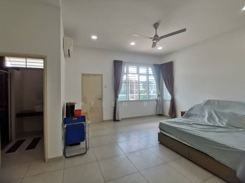 Rumah Berkembar untuk Disewa di Bemban (Melaka) - Helen BF - Bedroom - PropertyGuru.com.my