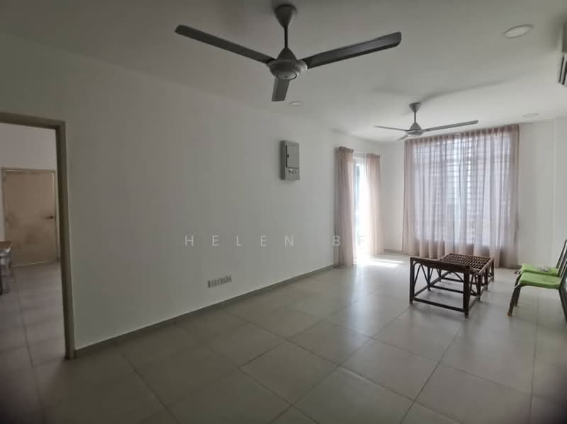 Rumah Berkembar untuk Disewa di Bemban (Melaka) - Helen BF - Living Room - PropertyGuru.com.my