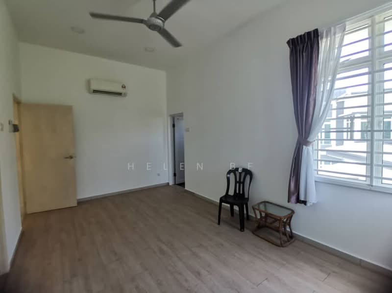 Rumah Berkembar untuk Disewa di Bemban (Melaka) - Helen BF - Living Room - PropertyGuru.com.my