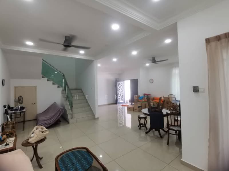 Rumah Berkembar untuk Disewa di Bemban (Melaka) - Helen BF - Living Room - PropertyGuru.com.my