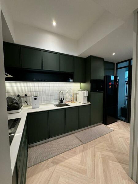 Condominium for Rent at Queens Residences Q1 @ Queens Waterfront - Evan . - Kitchen - PropertyGuru.com.my