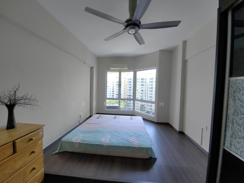 Kondominium untuk Dijual di Gold Coast Resort Condominium - Irene Goh - Bedroom - PropertyGuru.com.my