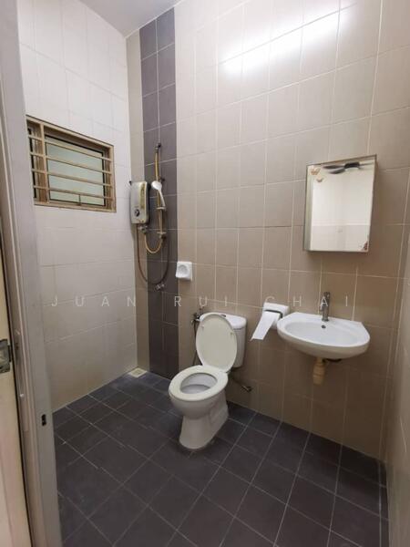 2-storey Terraced House for Sale in Semenyih (Selangor) - Juan Rui Chai - Bathroom - PropertyGuru.com.my